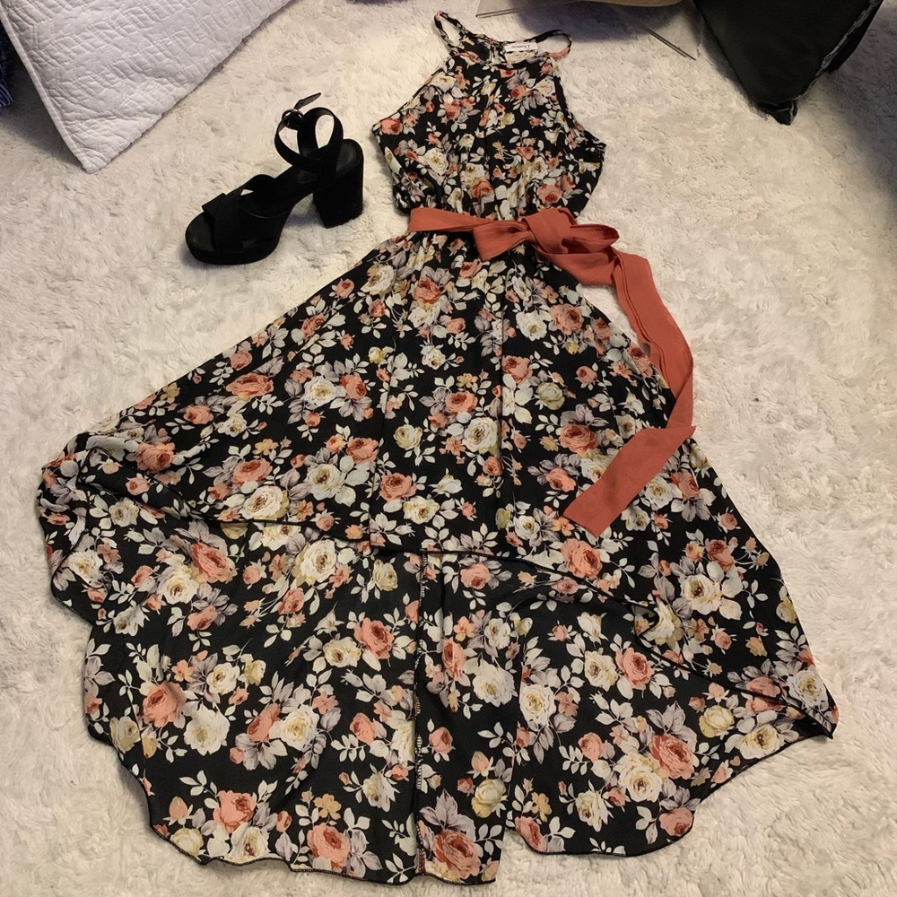 January 7 Black Floral Dress